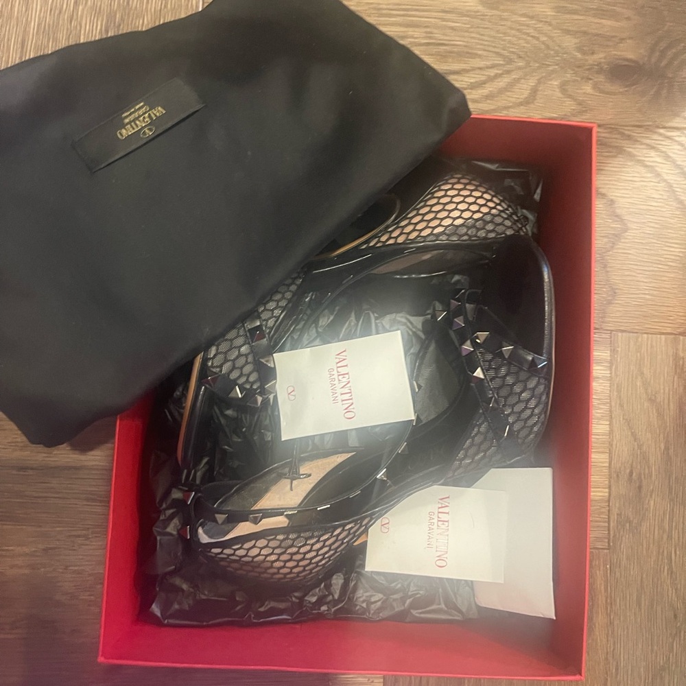 Valentino Garavani Black Mesh Studded Heels - Picture 11 of 15